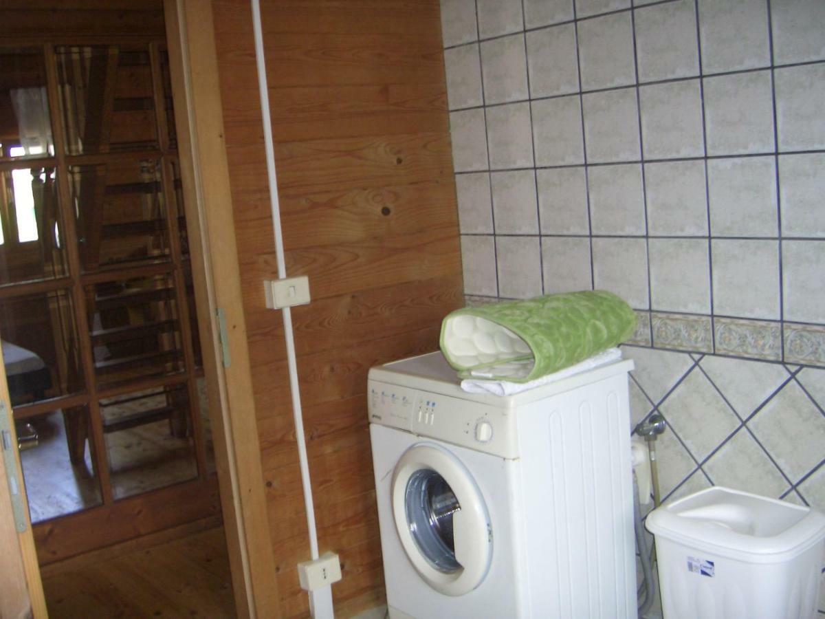 Chalet L Oasi Di Ambra 8 Posti Letto Con Uso Piscina Ardea Eksteriør bilde